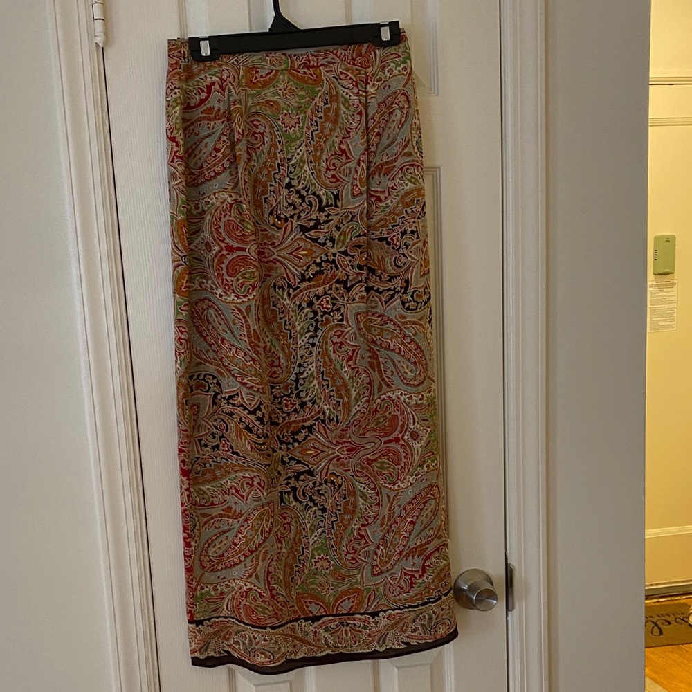 Harold's Paisley Pencil Skirt - Red and Green - Picture 3 of 5